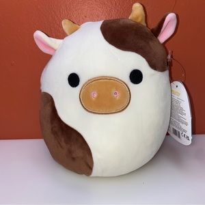 Squishmallow Ronnie the Cow 7”